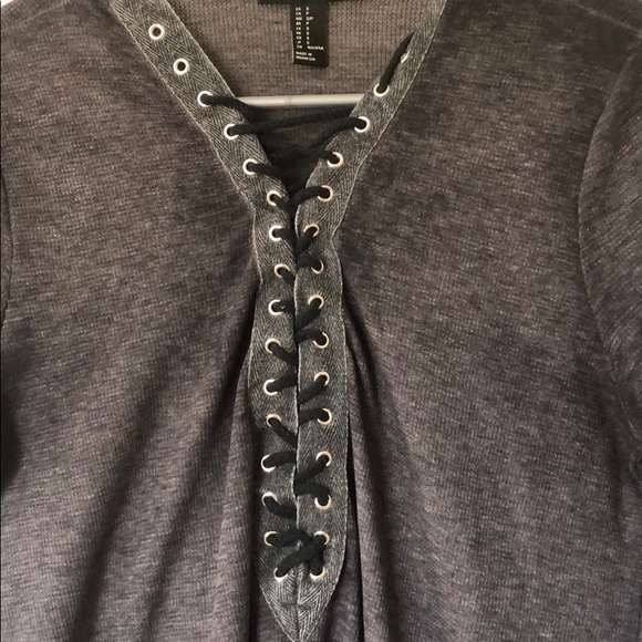 Top - Picture 2 of 2